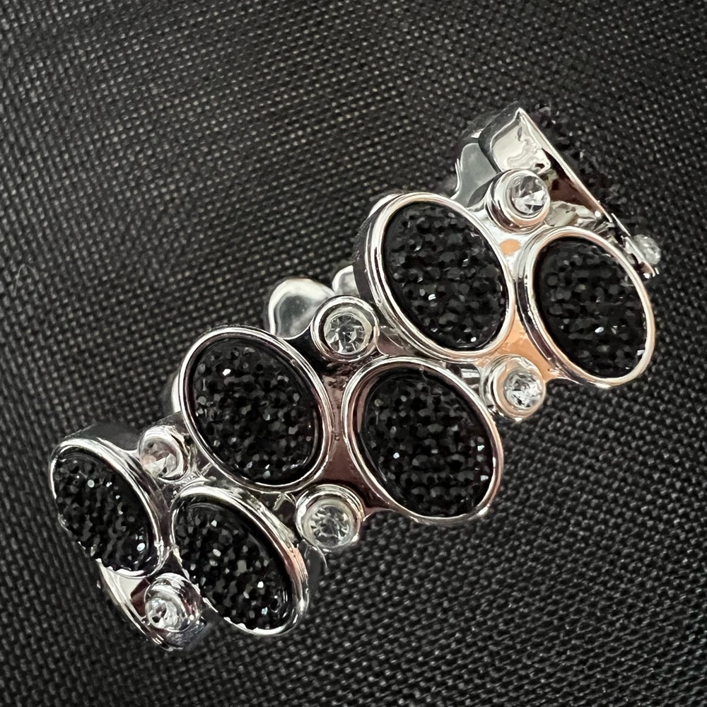 Stretchy Acrylic Bracelet